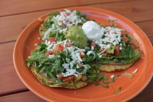 Tostadas de Frijoles