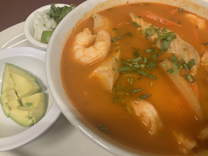 Caldo De Camaron y Pescado